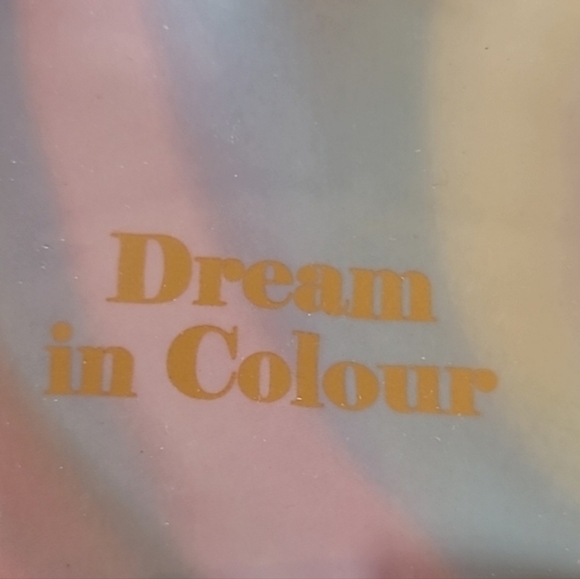 OFFICEWORKS Heart-Shaped 'Dream In Colour' Pastel Rainbow Colored Trinket Tray - Picture 3 of 13